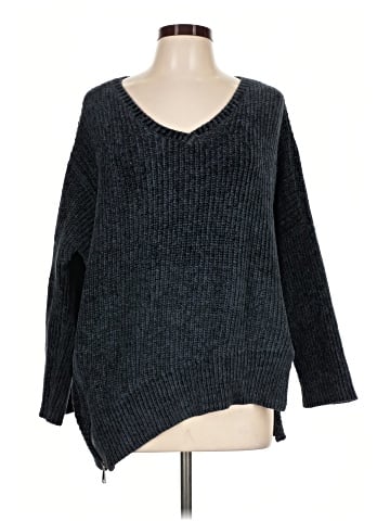 Romeo & Juliet Couture Pullover Sweater (view 1)