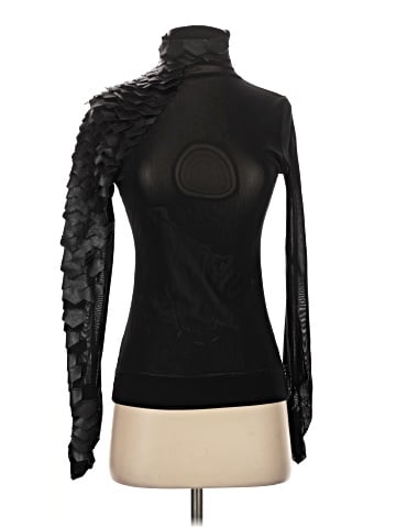 Gracia Long Sleeve Top (view 1)