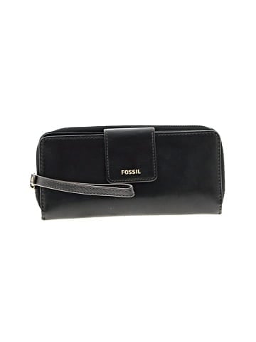 Fossil Leather Wristlet (view 1)