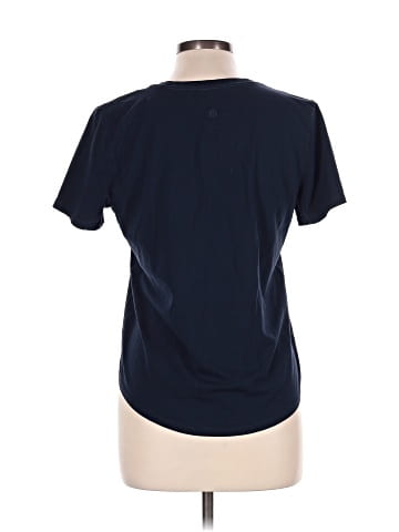 Lululemon Athletica Short Sleeve T-Shirt (view 2)