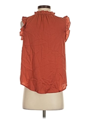 Blu Pepper Sleeveless Blouse (view 2)