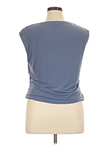 H&M Sleeveless Blouse (view 2)