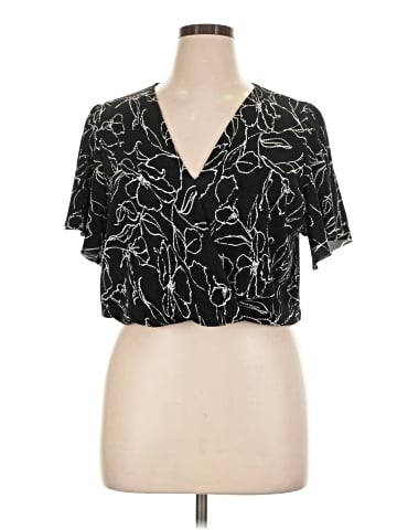 Astr Short Sleeve Blouse (view 1)