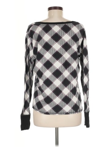 Victoria's Secret Long Sleeve T-Shirt (view 2)