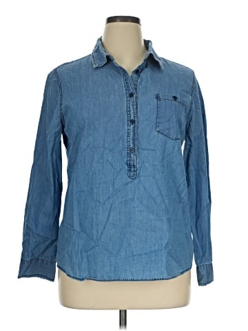 Lucy & Laurel Long Sleeve Button-Down Shirt (view 1)