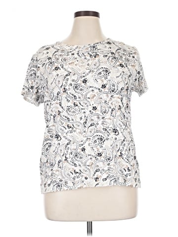 Croft & Barrow Short Sleeve T-Shirt (view 1)