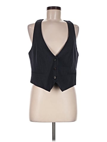 Gap Vest (view 1)