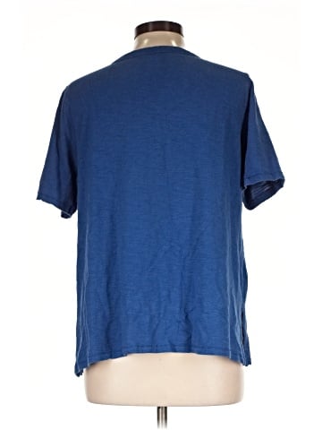 Chico's Short Sleeve T-Shirt (view 2)