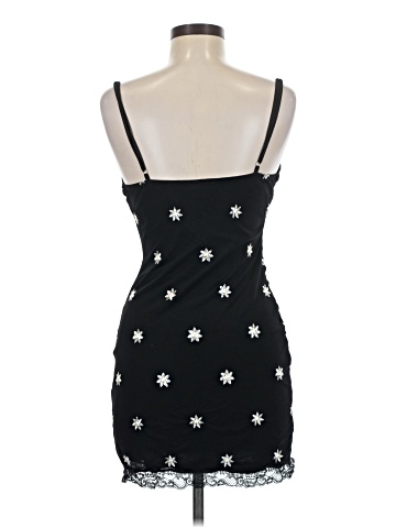 Lovely Day Sleeveless Top (view 2)