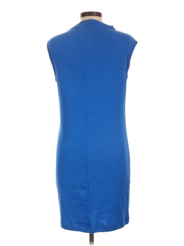 Old Navy Casual Dress (view 2)