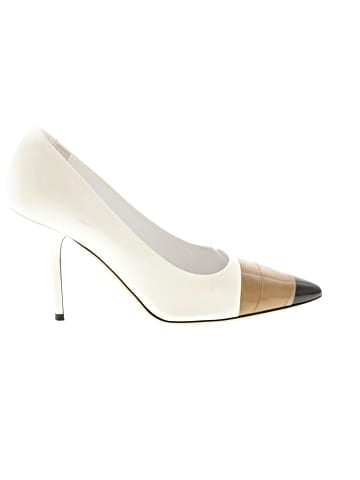 Burberry Pumps (view 1)