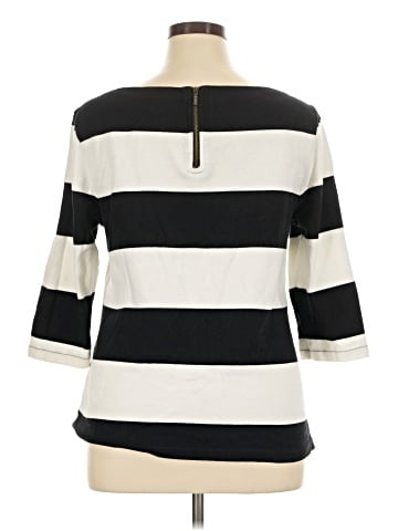 Old Navy Pullover Sweater (view 2)