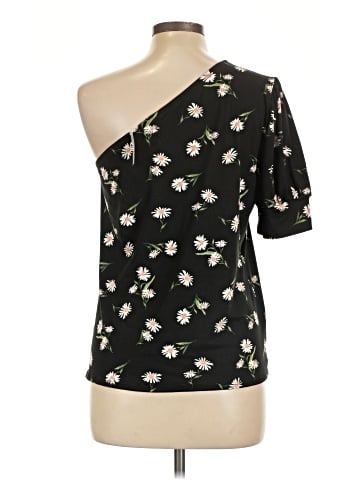 Maurices Short Sleeve T-Shirt (view 2)