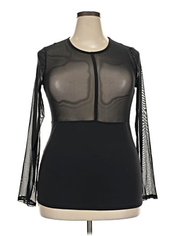 Fabletics Active T-Shirt (view 1)