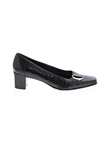 Etienne Aigner Heels (view 1)