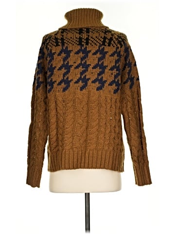 John & Jenn Pullover Sweater (view 2)