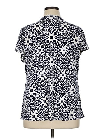 Lane Bryant Short Sleeve T-Shirt (view 2)