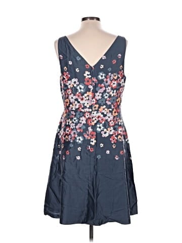 Ann Taylor LOFT Outlet Cocktail Dress (view 2)