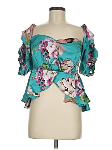 Lulumari 3/4 Sleeve Blouse (view 1)