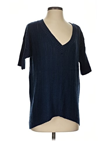 The Limited Sweater Vest (view 1)