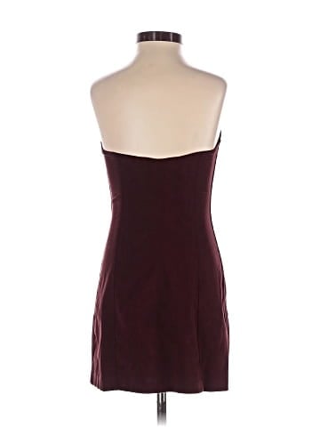Urban Outfitters Casual Dress (view 2)