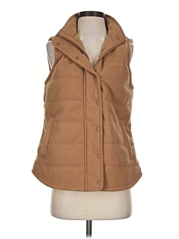 Croft & Barrow Vest (view 1)