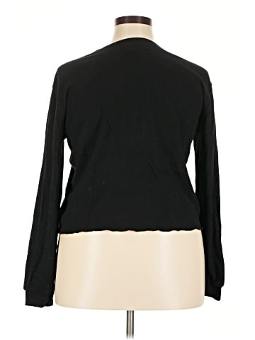 BB Dakota Long Sleeve T-Shirt (view 2)