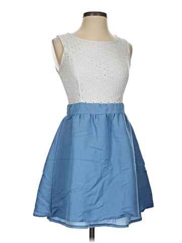 Emmelee Casual Dress (view 1)