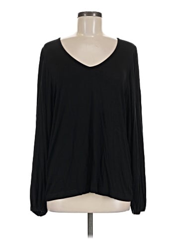 Gap Long Sleeve T-Shirt (view 1)
