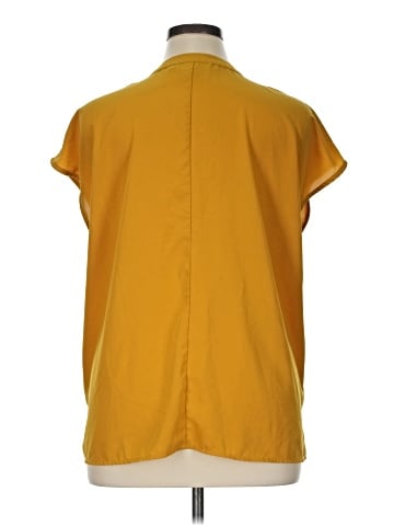 ELOQUII Short Sleeve Blouse (view 2)