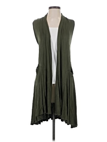 Agnes & Dora Cardigan (view 1)