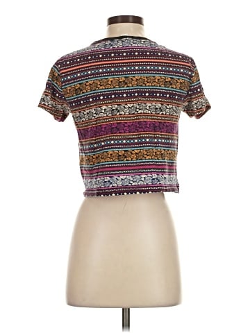 Forever 21 Short Sleeve T-Shirt (view 2)