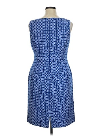 STUDIO by Tahari-Levine Casual Dress (view 2)