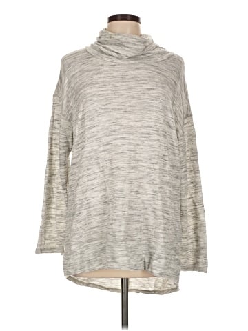 Liz Claiborne Turtleneck Sweater (view 1)