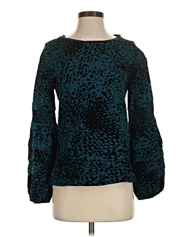 Chico's Long Sleeve T-Shirt (view 1)