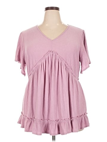 chic soul (chicsoul.com) Short Sleeve T-Shirt (view 1)