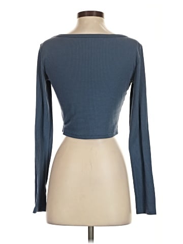 Unbranded 3/4 Sleeve T-Shirt (view 2)