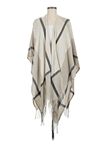 Three Dots Wrap (view 1)