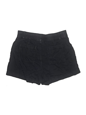 Gap Shorts (view 2)