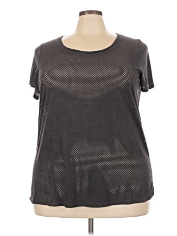 Torrid Short Sleeve T-Shirt (view 1)