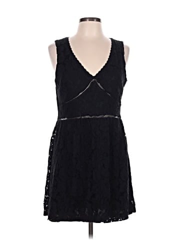 Xhilaration Cocktail Dress (view 1)