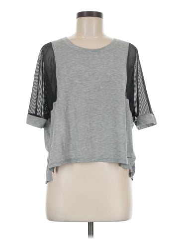 Nike 3/4 Sleeve T-Shirt (view 1)