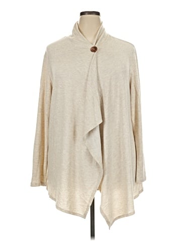 Bobeau Poncho (view 1)