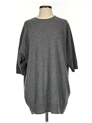 Vince. Poncho (view 1)