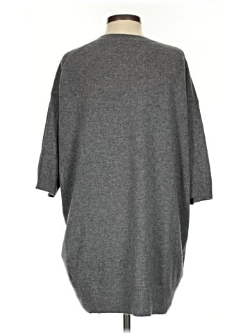 Vince. Poncho (view 2)