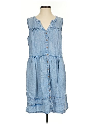 Jane and Delancey Casual Dress (view 1)