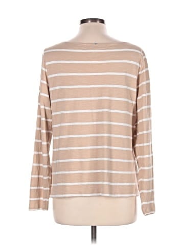 Old Navy 3/4 Sleeve T-Shirt (view 2)