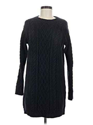 Uniqlo Pullover Sweater (view 1)