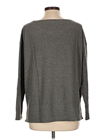 Splendid Pullover Sweater (view 2)