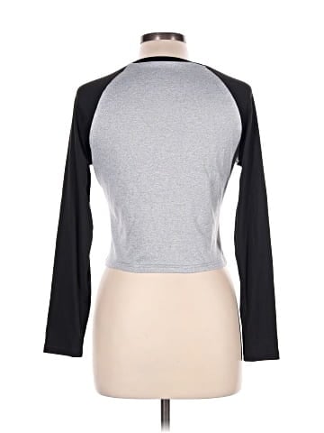 Unbranded 3/4 Sleeve T-Shirt (view 2)